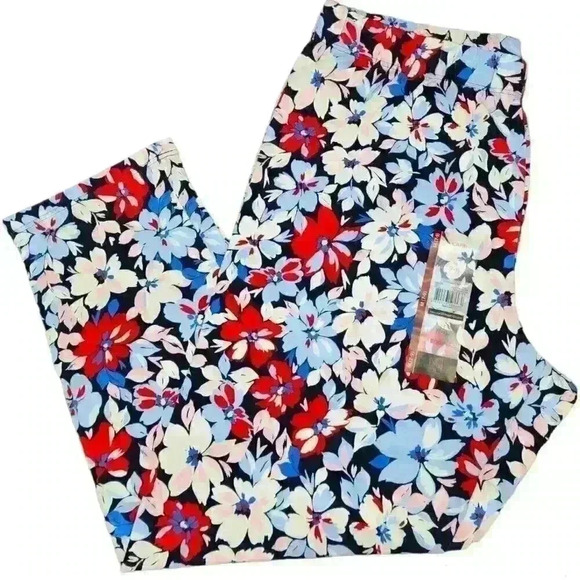 No Boundaries Pants - NWT No Boundaries Womens Capri Legging Juniors Size M (7-9) Floral Print